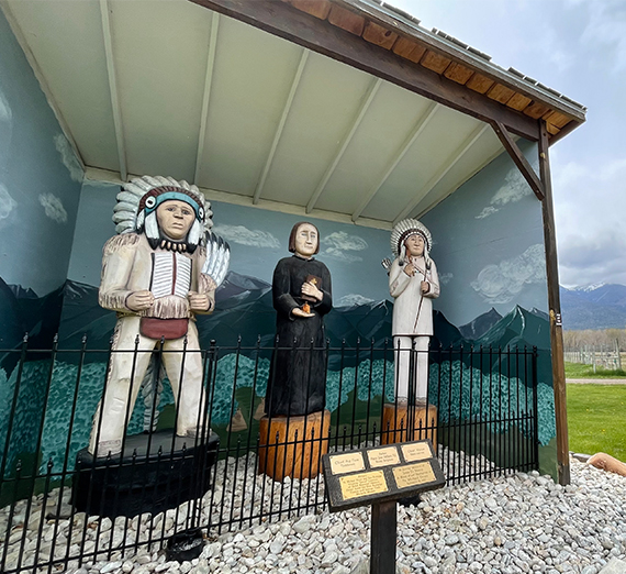 원주민 영감을 받은 그래픽 요소